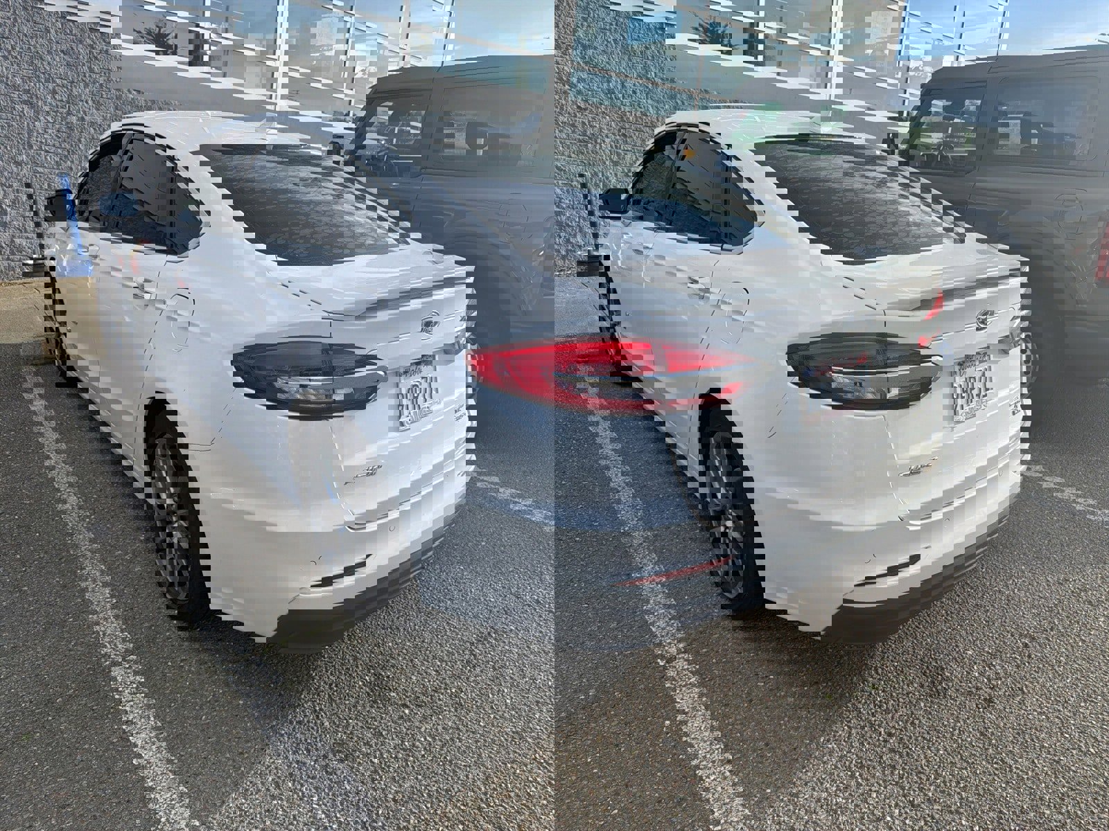 Used 2019 Ford Fusion Titanium image 4