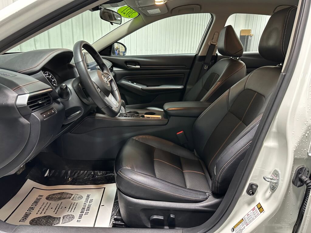 Used 2021 Nissan Altima 2.5 SR AWD/4WD image 9