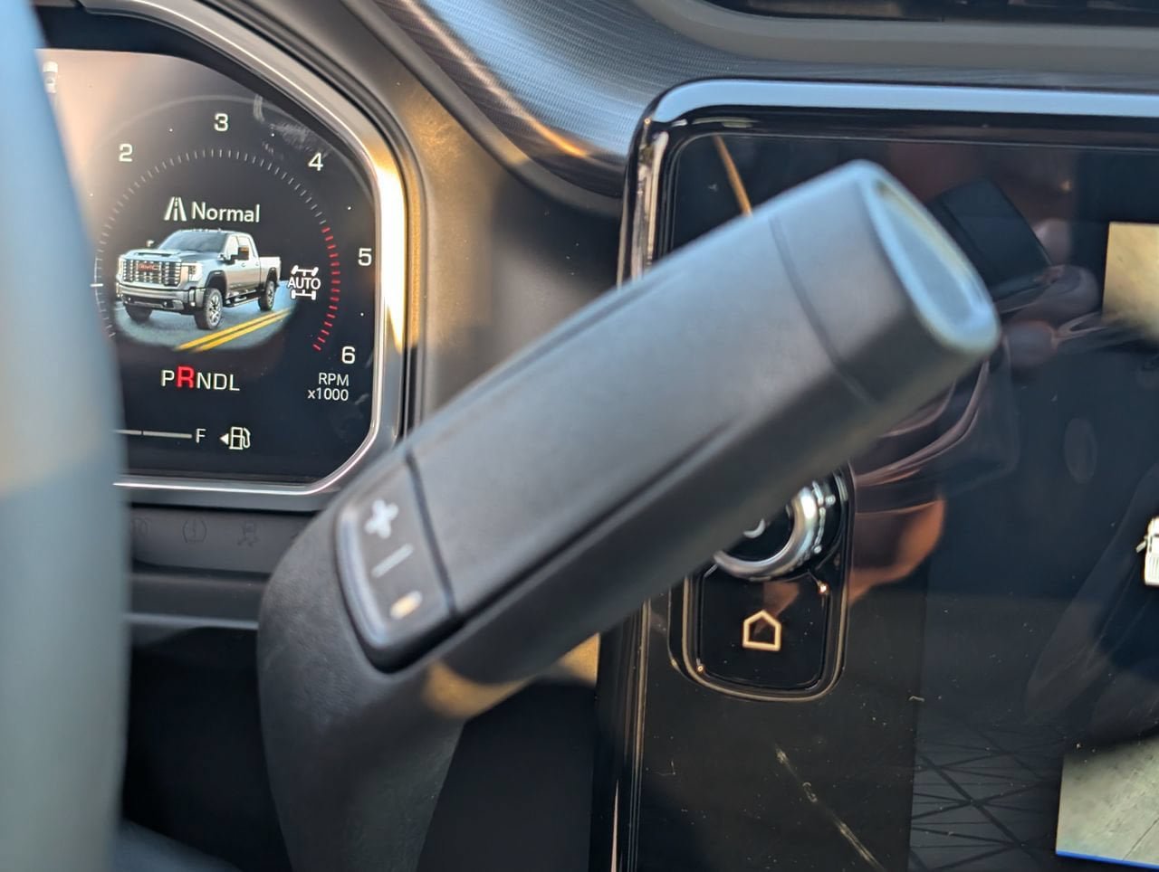 New 2026 GMC Sierra 2500 Denali Ultimate AWD/4WD image 17