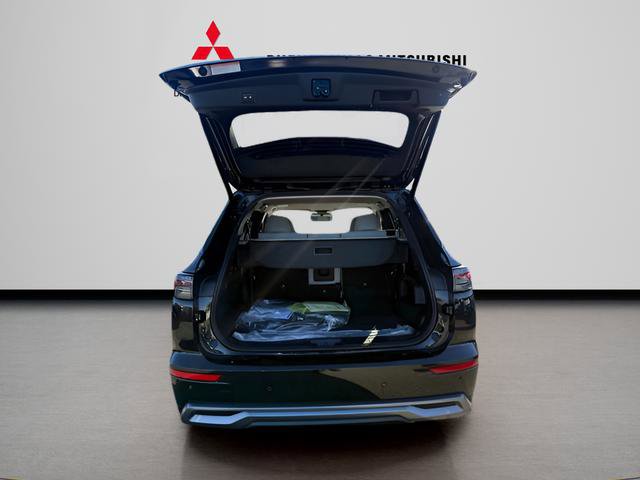 New 2026 Mitsubishi Outlander SE FWD image 9