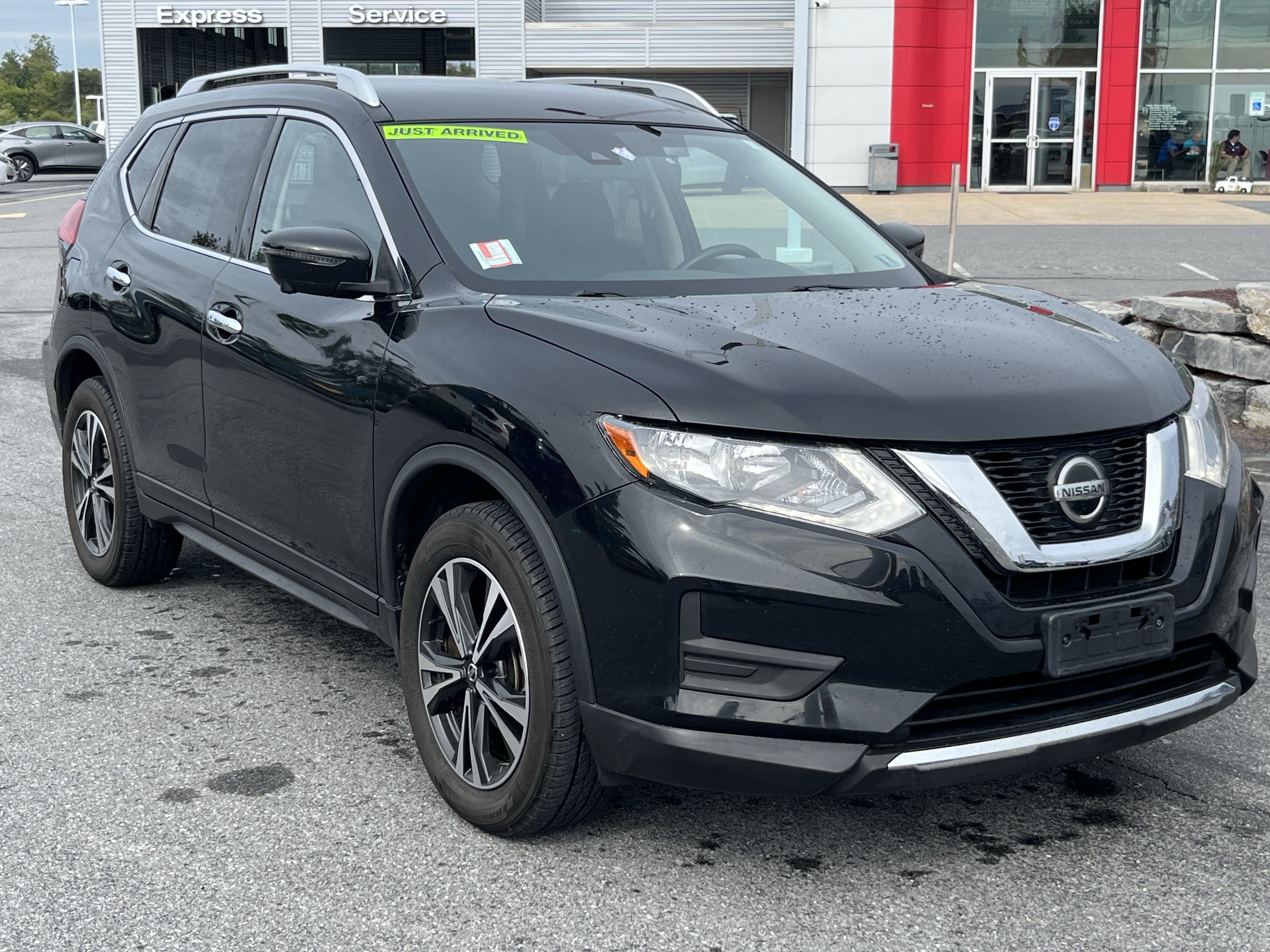 Used 2019 Nissan Rogue SV w/ Premium Package