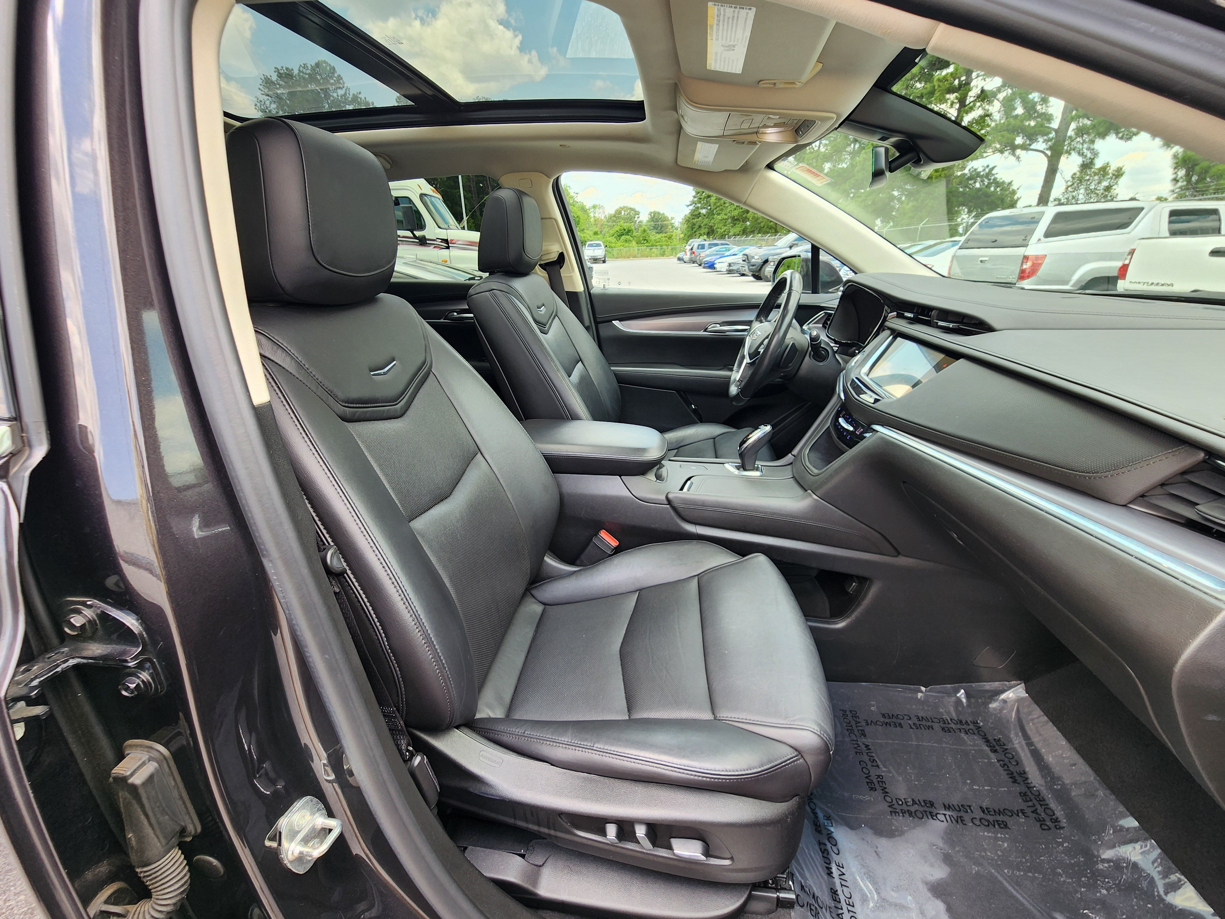 Used 2019 Cadillac XT5 Luxury FWD image 12