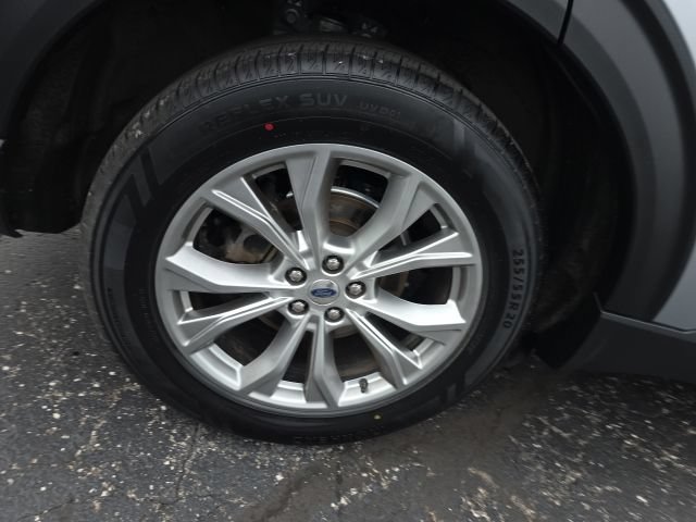 Used 2021 Ford Explorer Limited w/ Equipment Group 301A AWD/4WD image 51