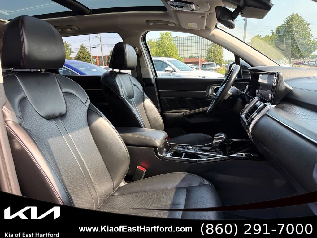Certified 2023 Kia Sorento SX AWD/4WD image 11