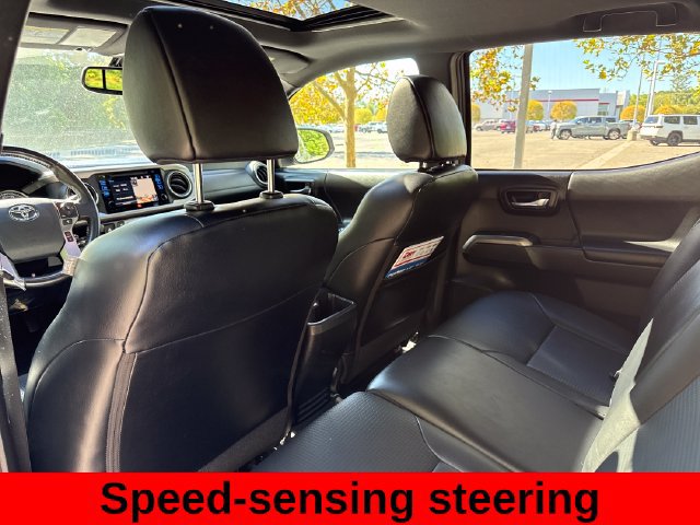 Used 2020 Toyota Tacoma SR5 AWD/4WD image 21