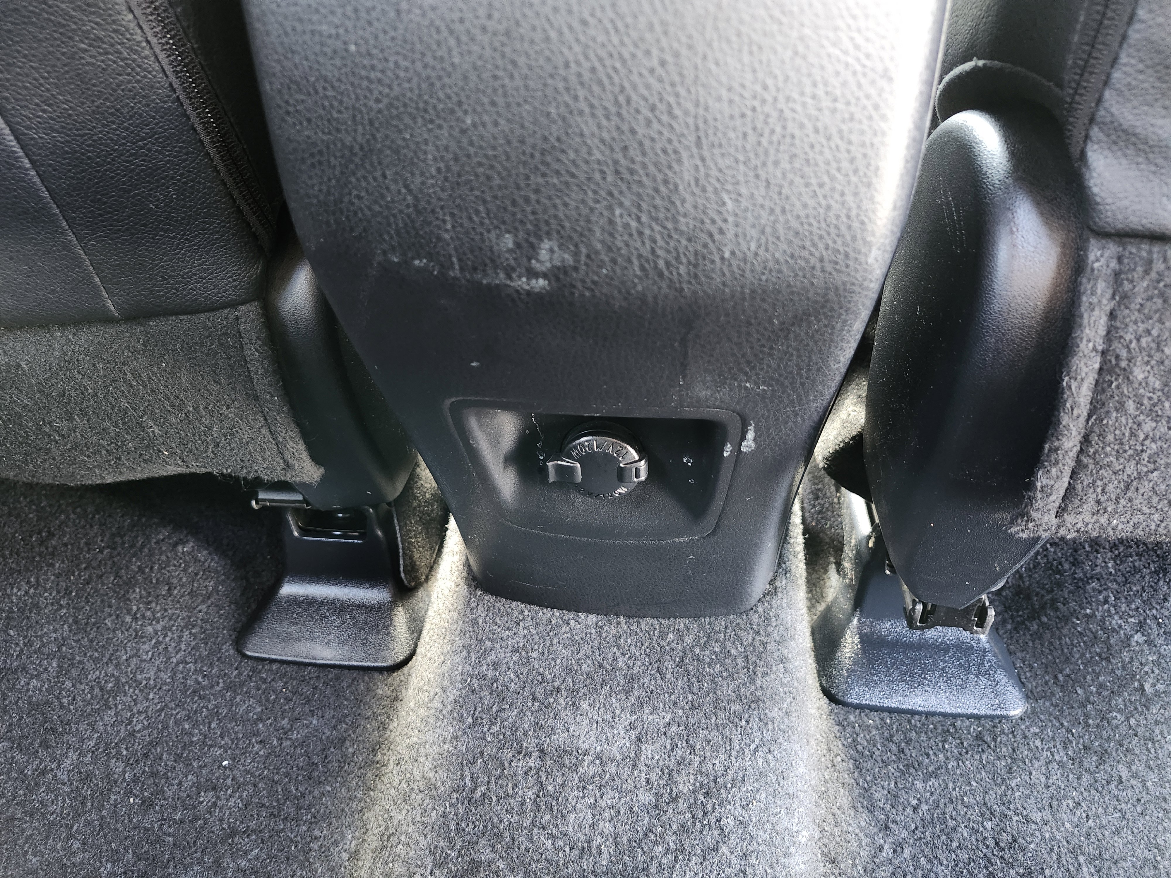 Used 2017 Toyota RAV4 SE FWD image 22