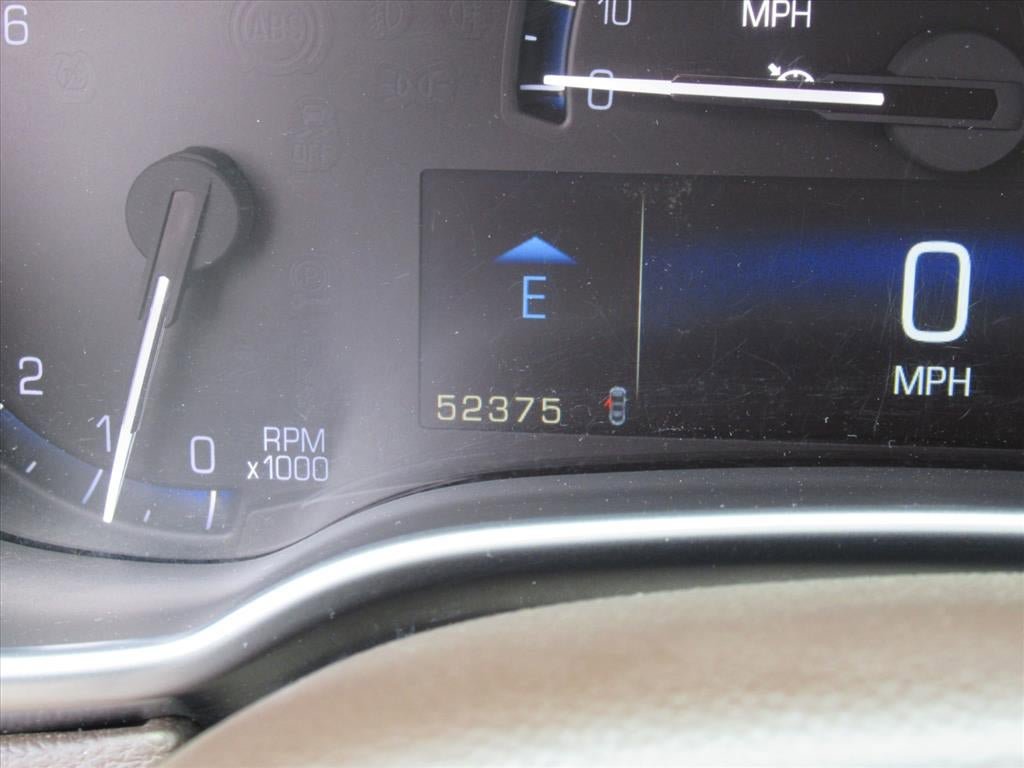 Used 2016 Cadillac SRX Luxury w/ Driver Awareness Package FWD image 29