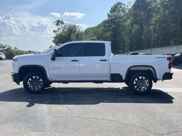 Used 2022 Chevrolet Silverado 2500 Custom w/ Custom Value Package AWD/4WD image 7