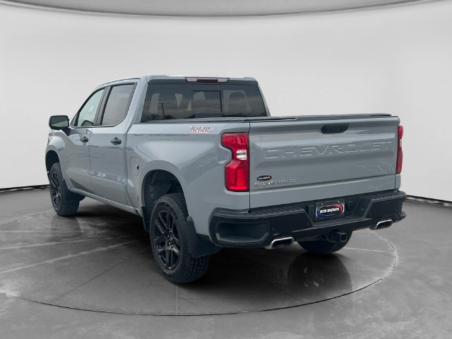 Used 2024 Chevrolet Silverado 1500 LT Trail Boss w/ Convenience Package II AWD/4WD image 5