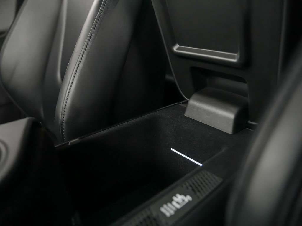 Certified 2024 Porsche Taycan GTS AWD/4WD image 35