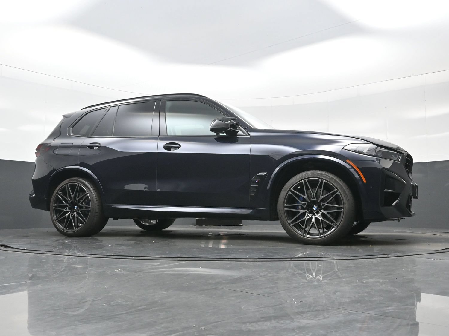Used 2024 BMW X5 M Competition w/ Executive Package AWD/4WD image 32