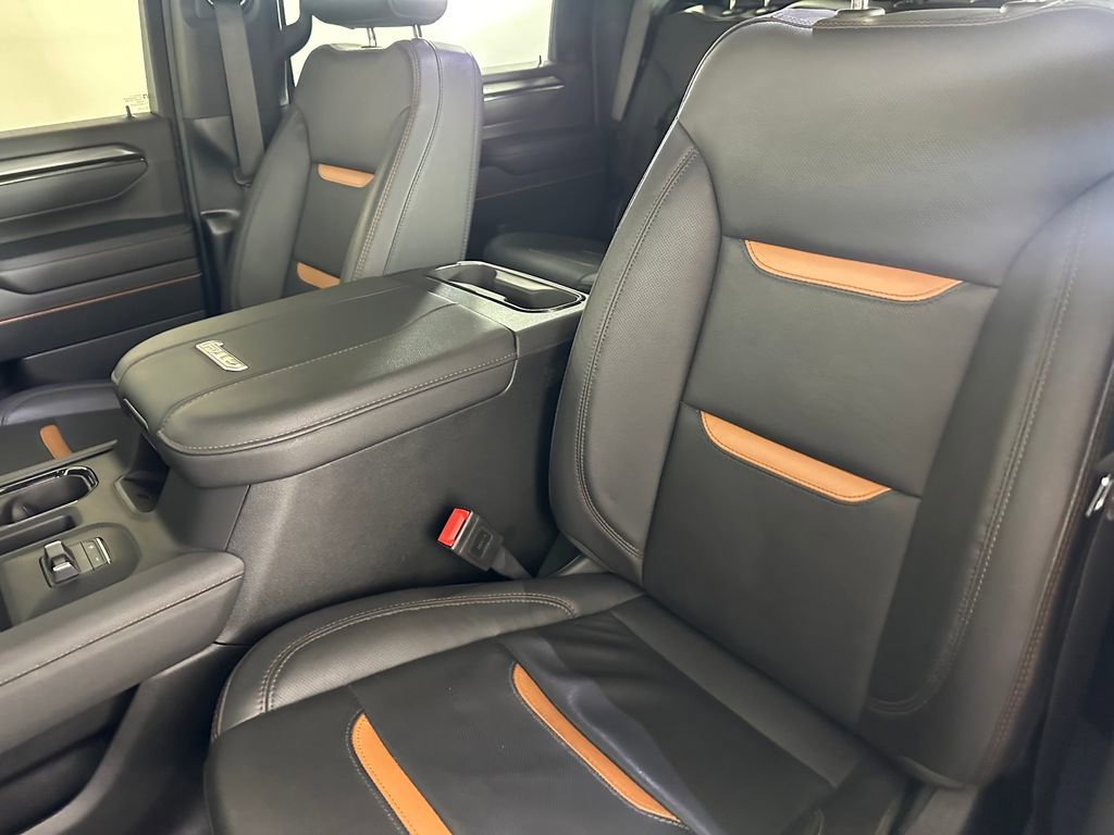 Used 2025 GMC Sierra 3500 AT4 w/ AT4 Premium Plus Package AWD/4WD image 25