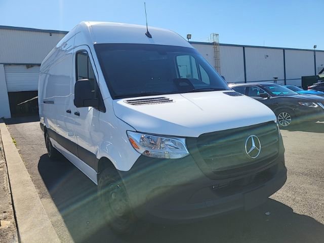 Used 2026 Mercedes-Benz Sprinter 2500 image 1