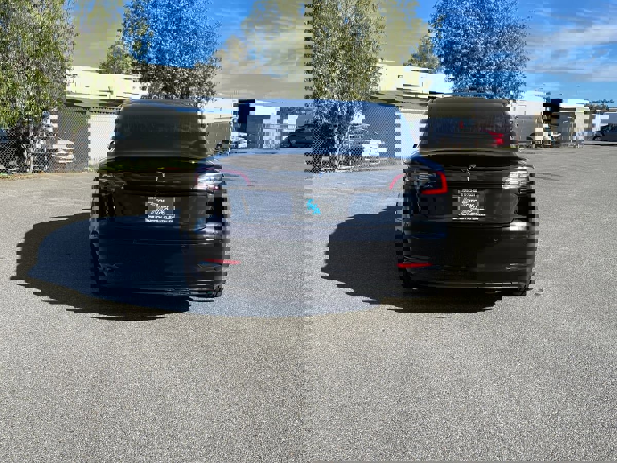 Used 2020 Tesla Model 3 Standard Range Plus image 6