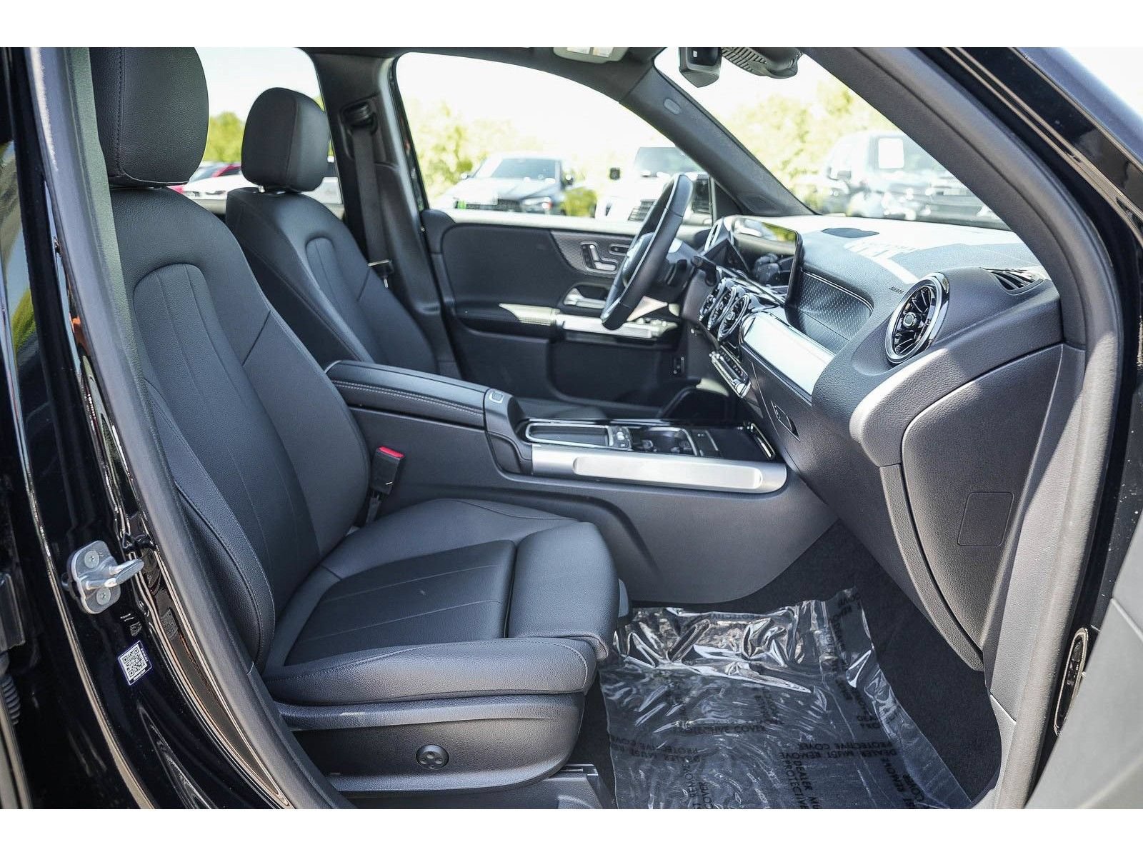 Certified 2026 Mercedes-Benz GLB 250 image 16