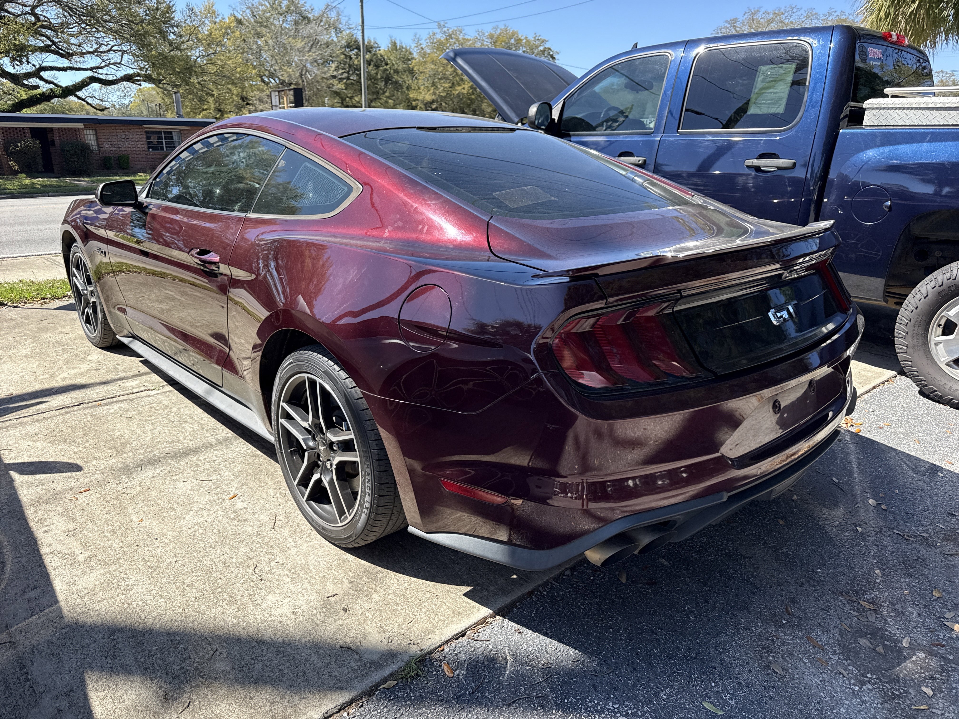 Used 2018 Ford Mustang GT RWD image 4