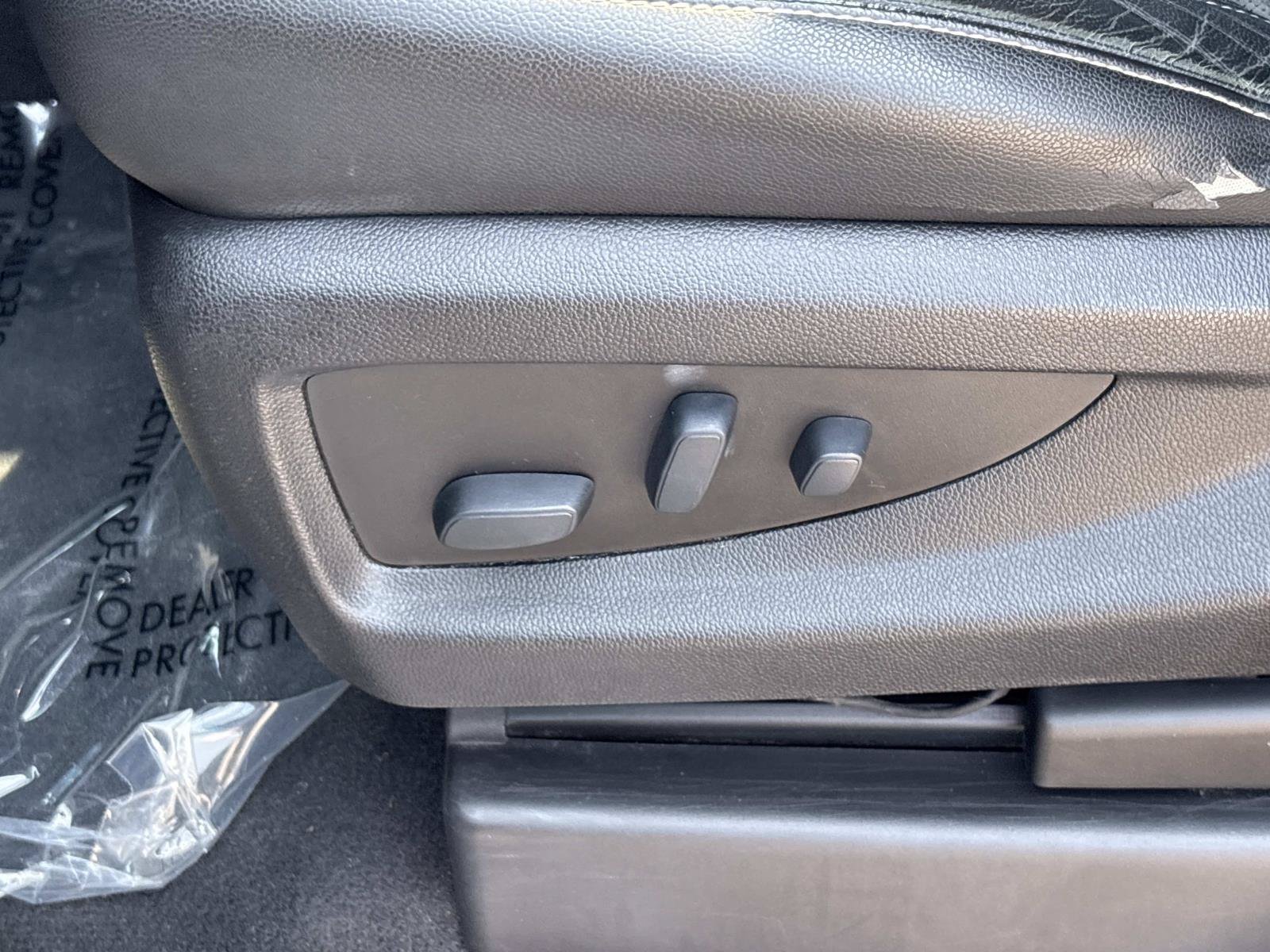 Used 2019 GMC Yukon SLT AWD/4WD image 16