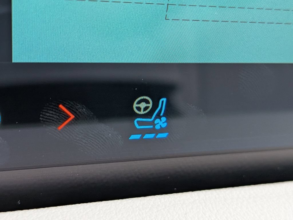 New 2026 Lincoln Aviator Reserve w/ Jet Appearance Package RWD image 28