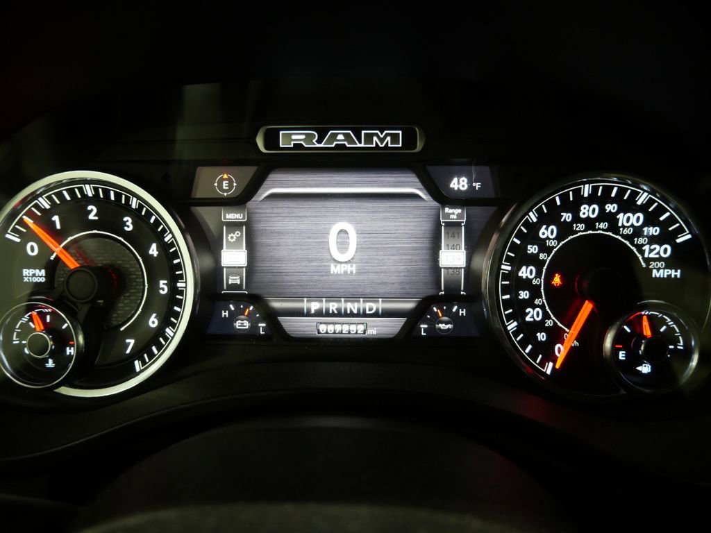 Used 2021 RAM 1500 Big Horn image 14