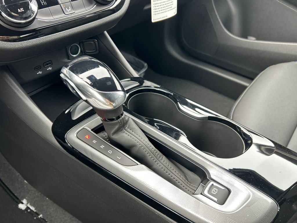 New 2026 Buick Envista Sport Touring FWD image 26