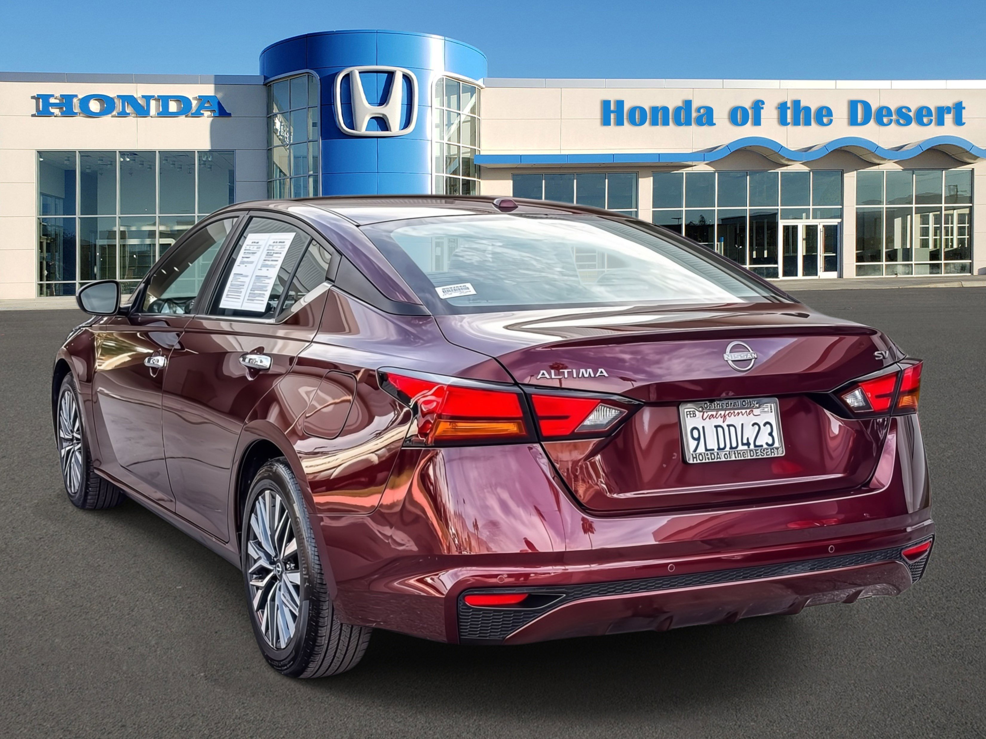 Used 2024 Nissan Altima 2.5 SV image 5