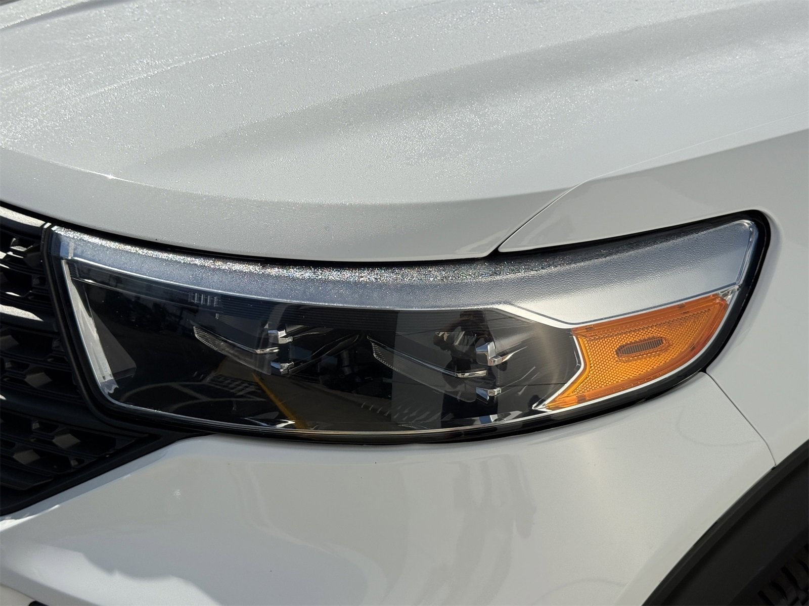 Used 2023 Ford Explorer 4WD image 6