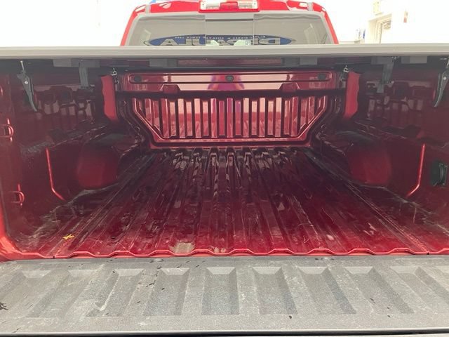 Used 2024 Chevrolet Colorado LT w/ LT Convenience Package III AWD/4WD image 12