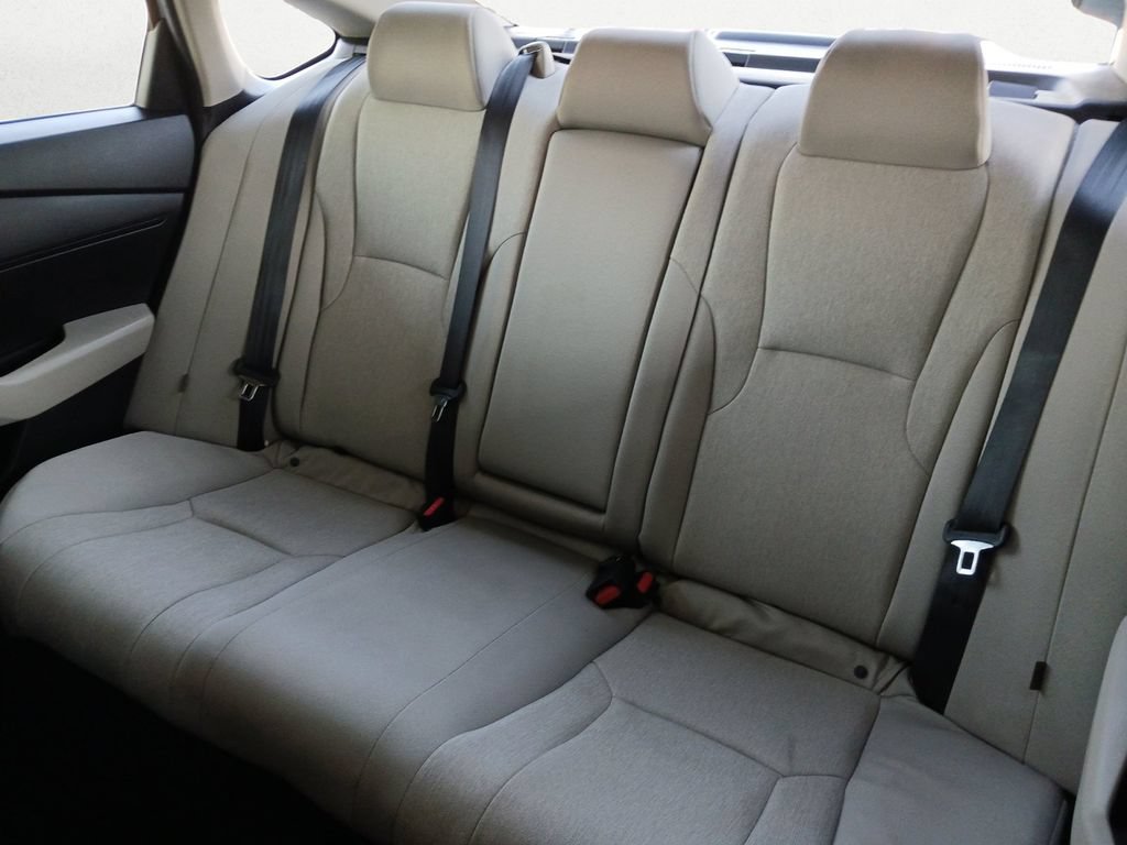 Used 2023 Honda Accord EX image 9