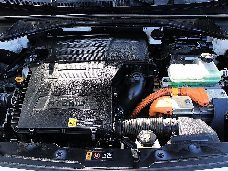 Used 2020 Kia Niro LXS FWD image 22