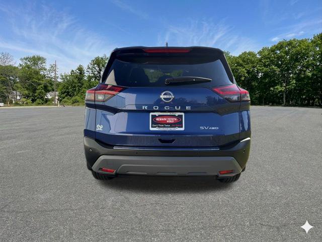 Used 2023 Nissan Rogue SV AWD/4WD image 7