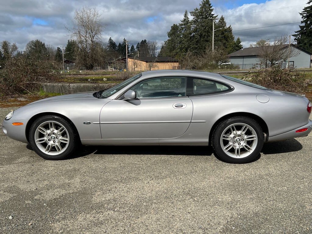 Used 2001 Jaguar XK8 Coupe RWD image 34