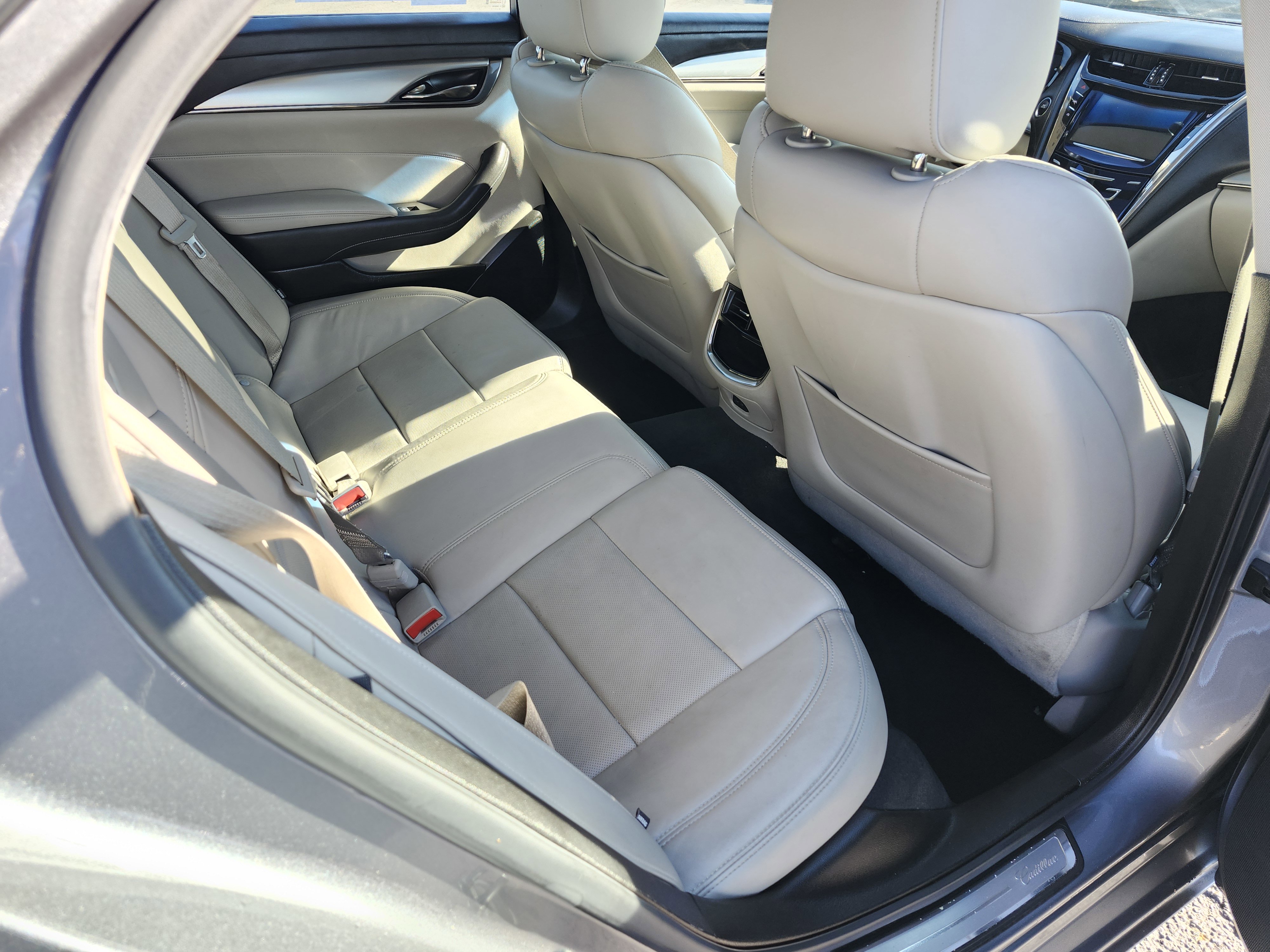 Used 2019 Cadillac CTS Luxury image 23