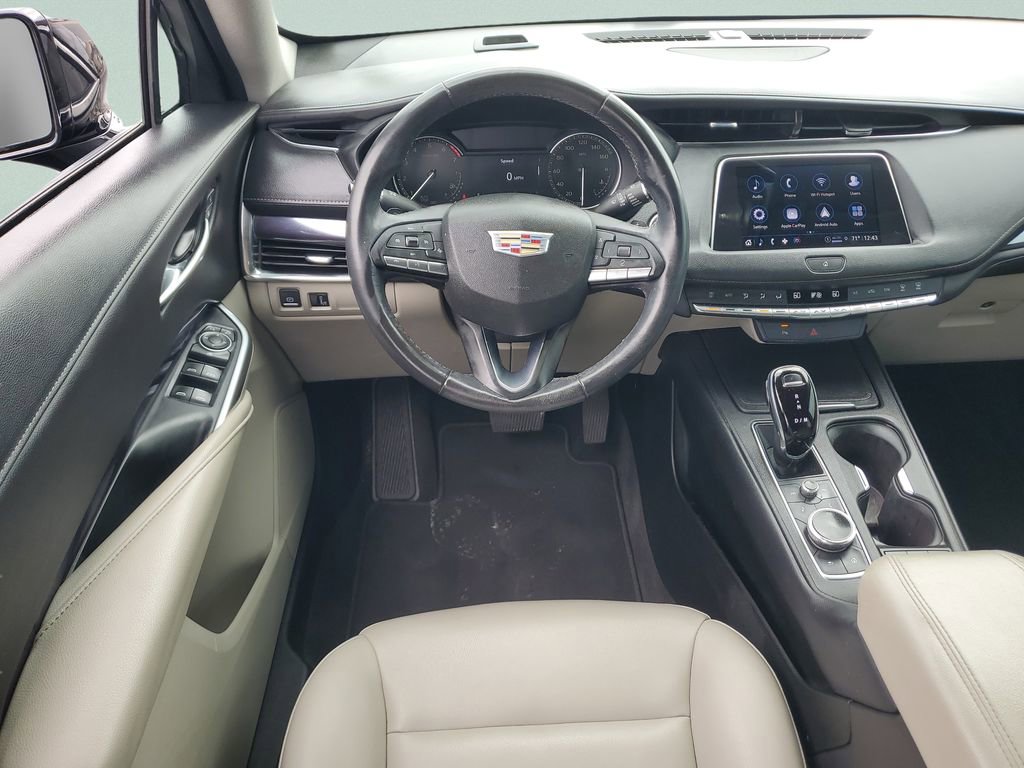 Used 2023 Cadillac XT4 Luxury image 15