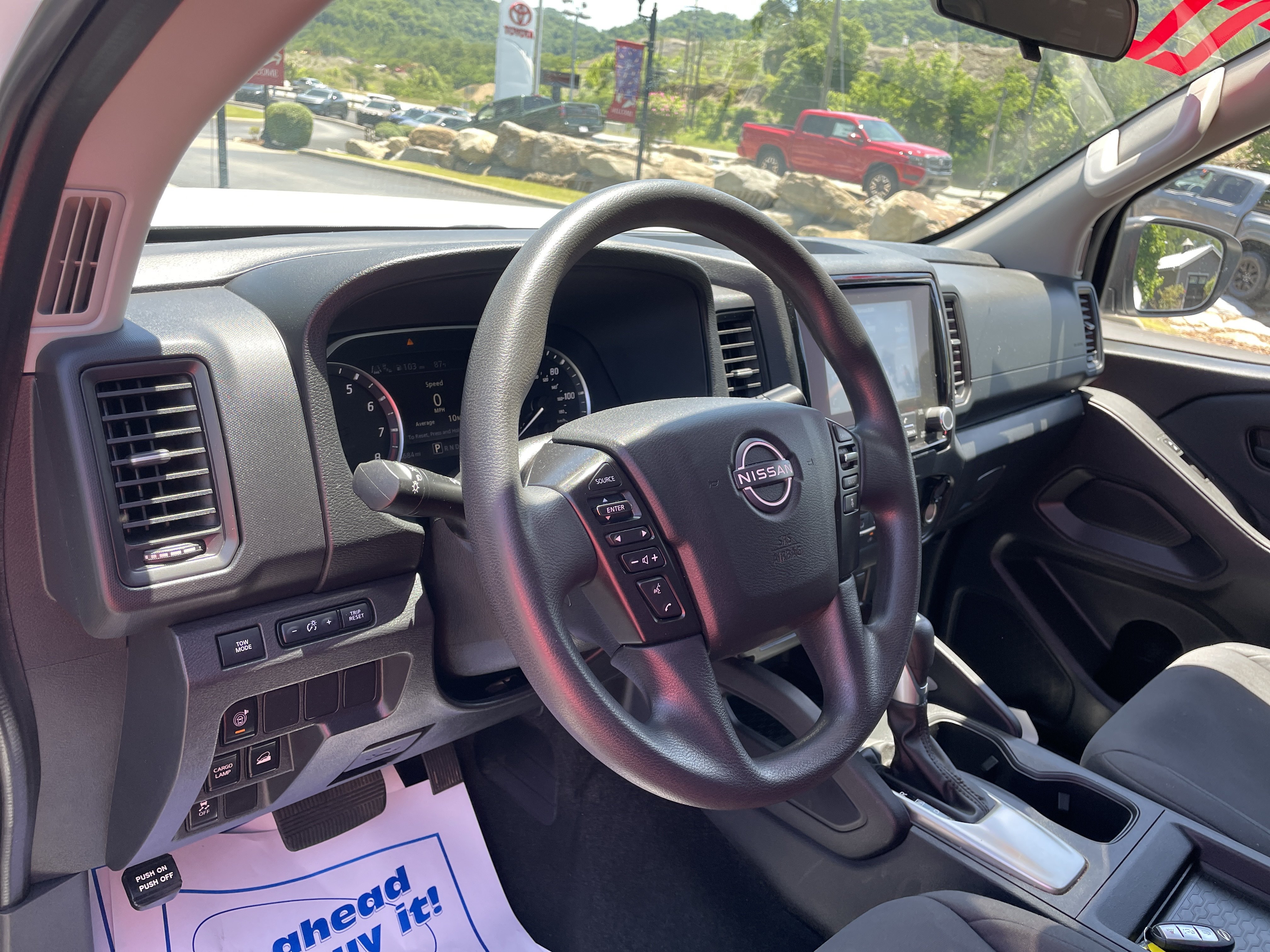 Used 2022 Nissan Frontier S w/ Technology Package AWD/4WD image 19