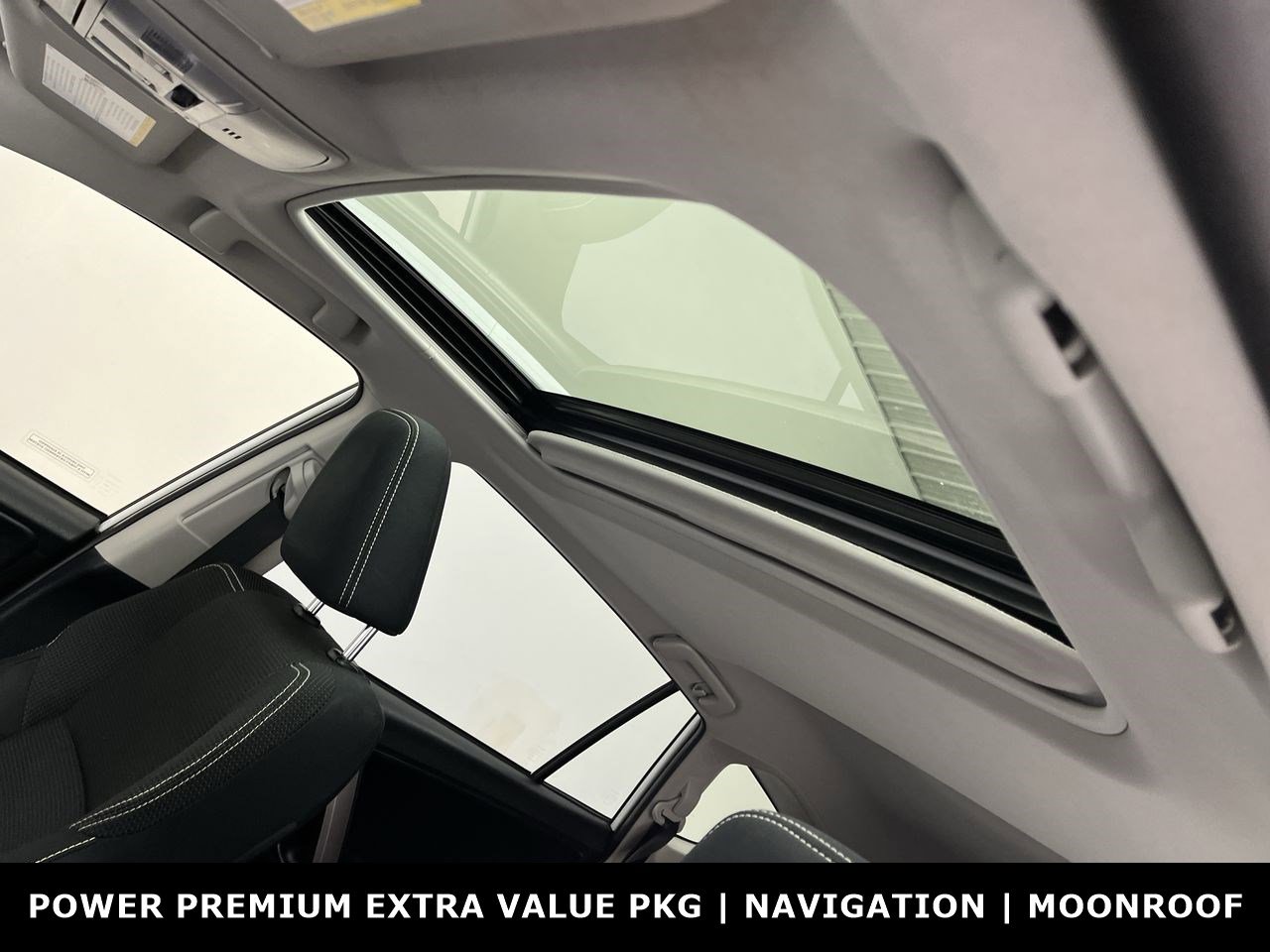 Used 2018 Toyota RAV4 XLE FWD image 7