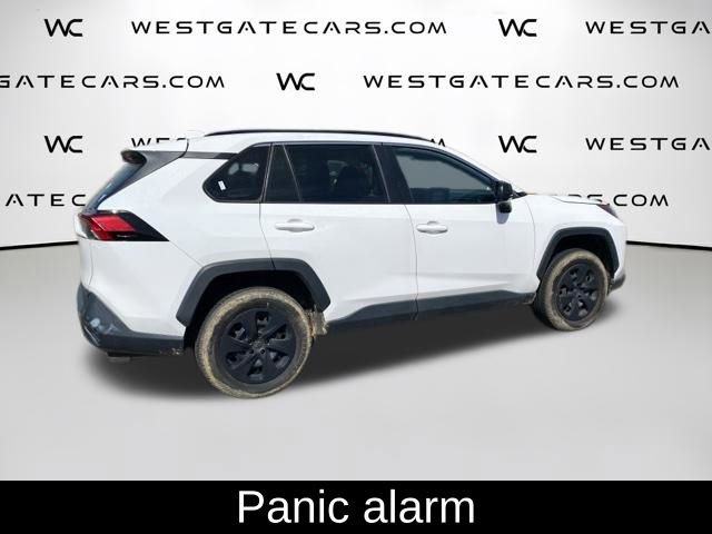 Used 2019 Toyota RAV4 LE FWD image 8