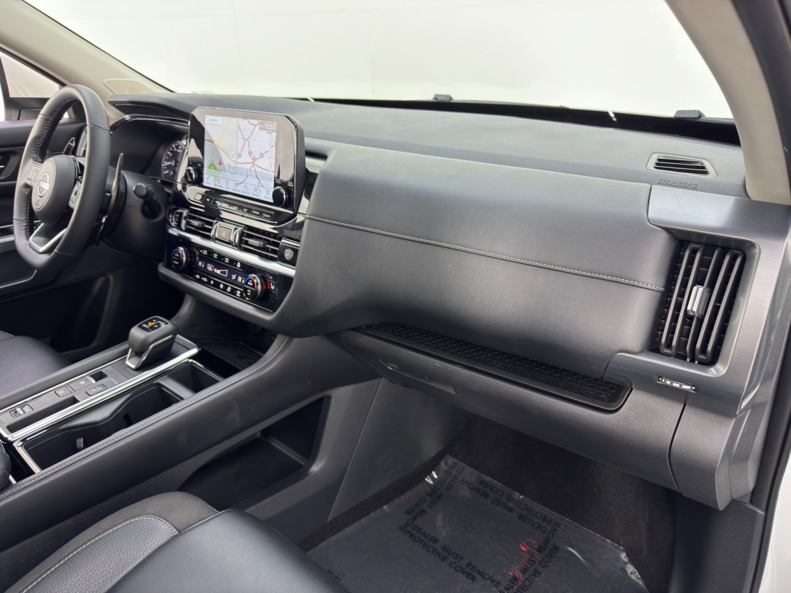 Used 2023 Nissan Pathfinder SL w/ SL Premium Package image 14