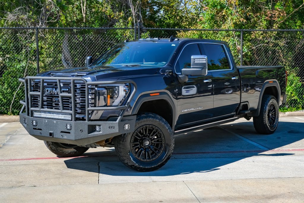 Used 2024 GMC Sierra 3500 Denali Ultimate image 2