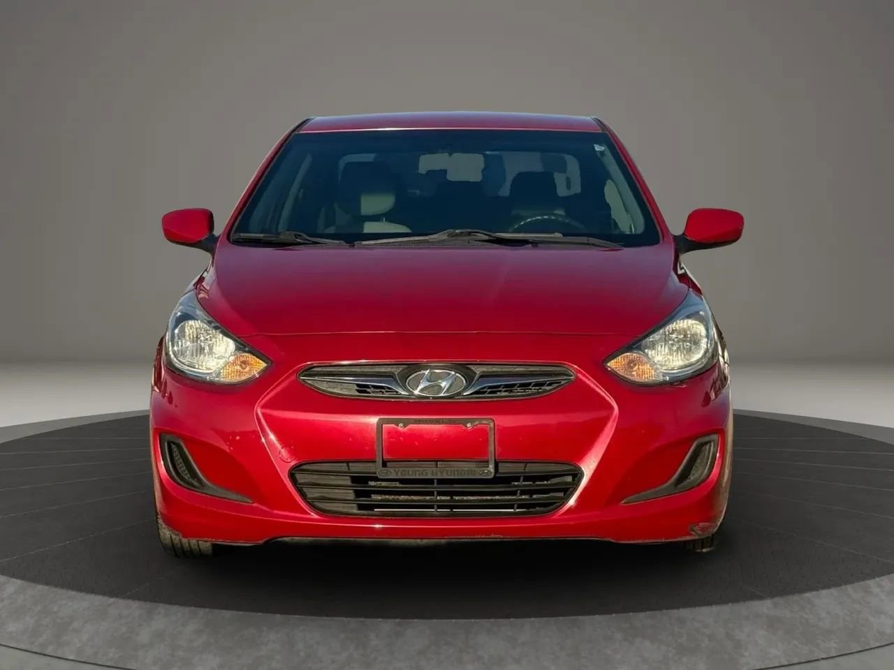 Used 2014 Hyundai Accent GLS image 2