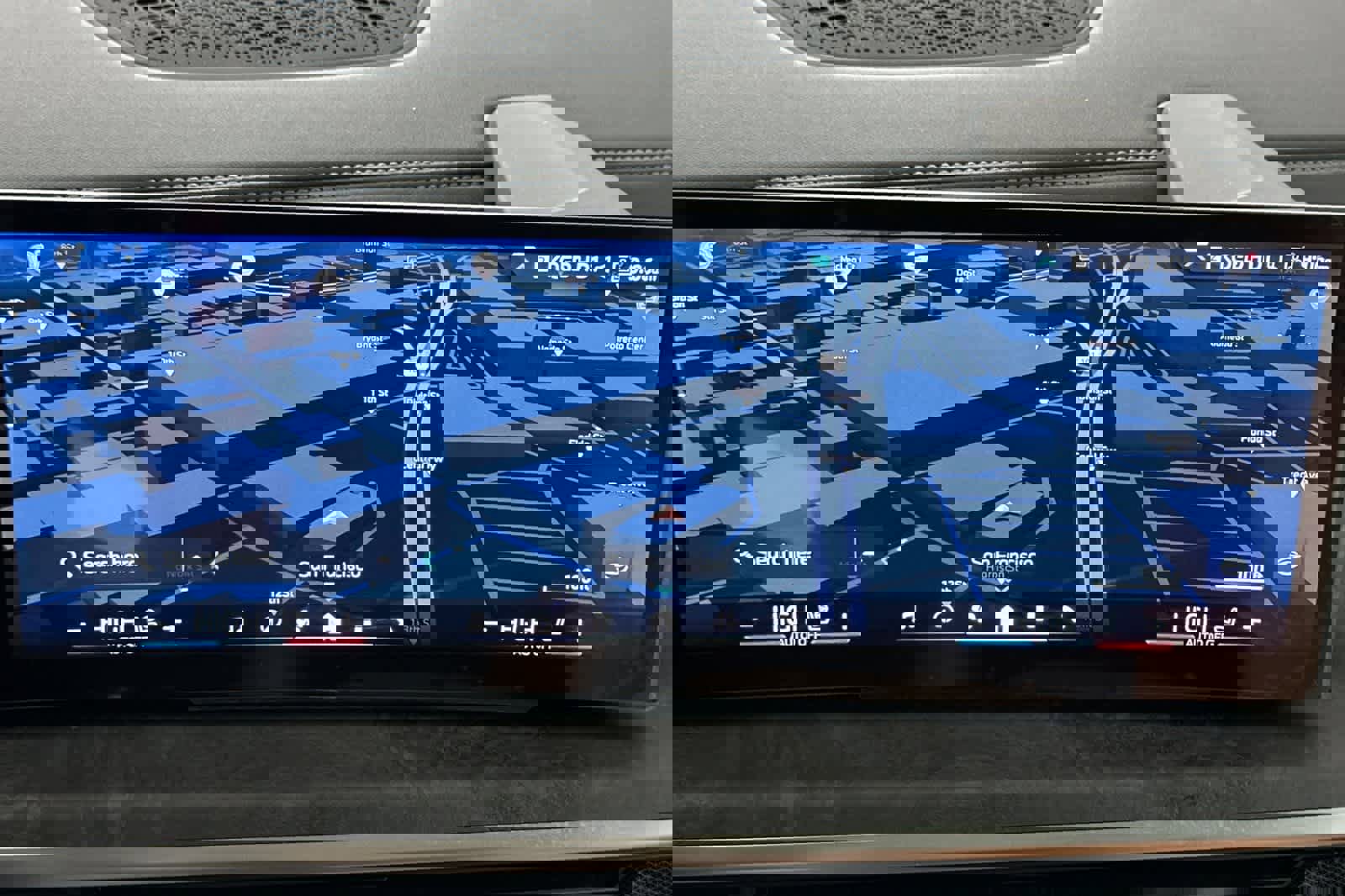 Used 2026 BMW X7 xDrive40i w/ Executive Package image 19