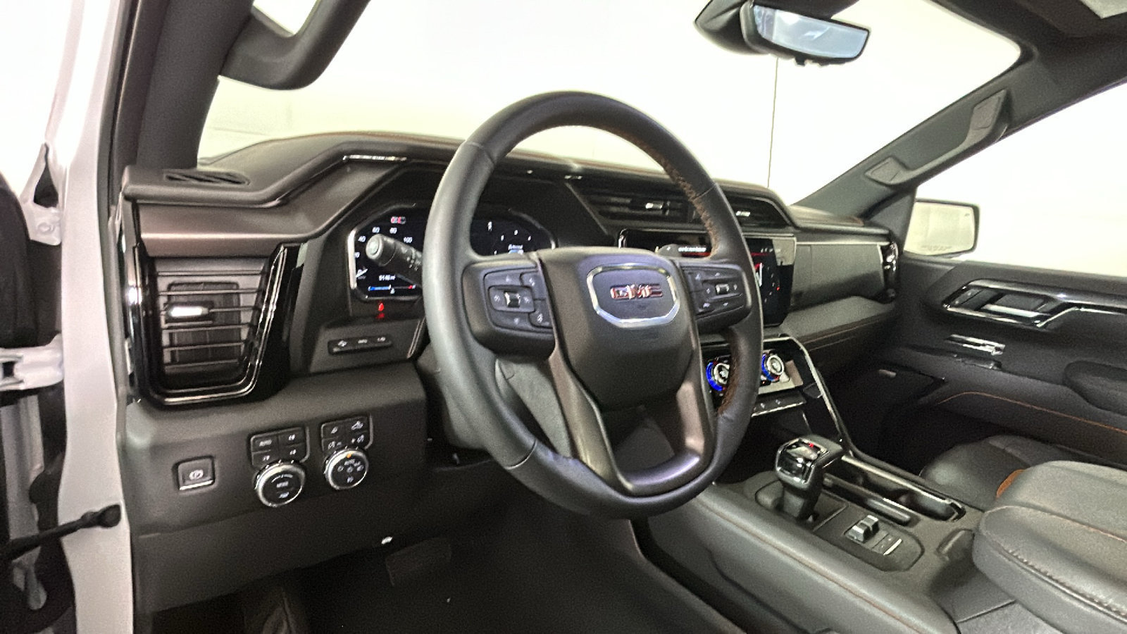 New 2026 GMC Sierra 1500 AT4 w/ AT4 Premium Package AWD/4WD image 16