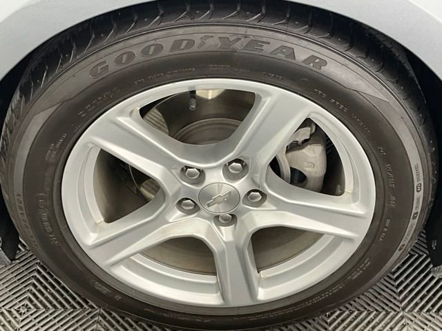 Used 2022 Chevrolet Camaro LT image 27