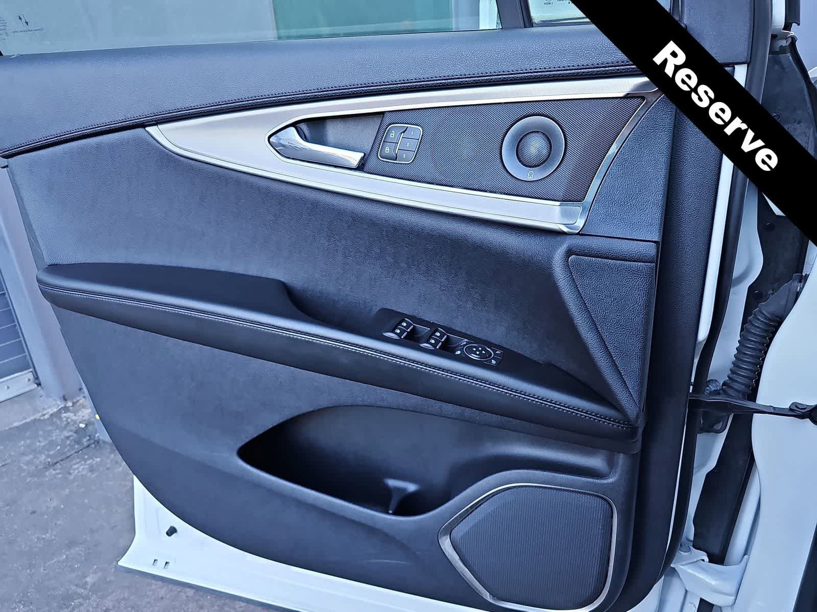 Used 2020 Lincoln Nautilus Reserve FWD image 28