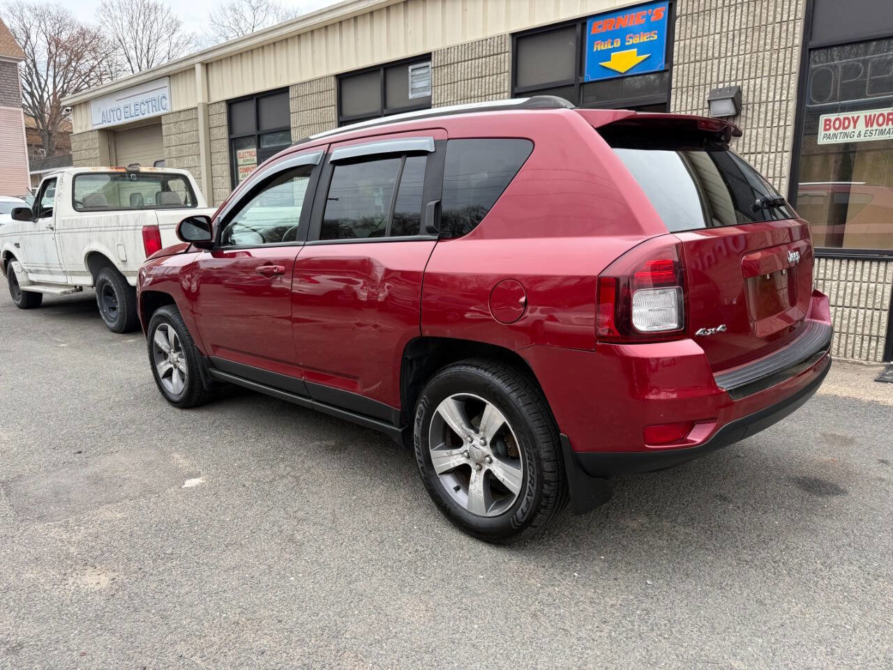 Used 2016 Jeep Compass High Altitude image 3
