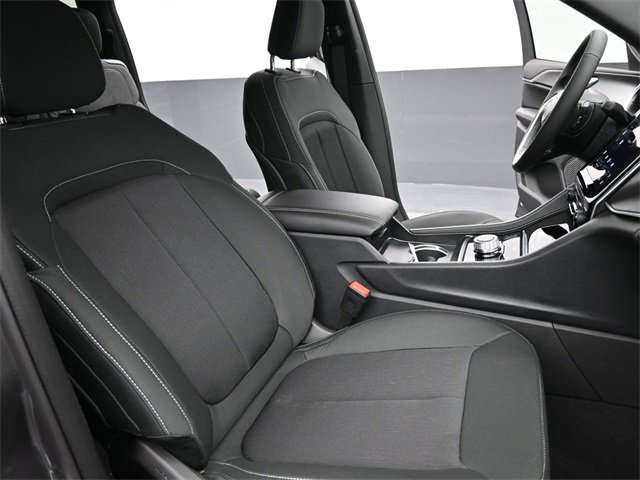 New 2025 Jeep Grand Cherokee L Laredo image 20