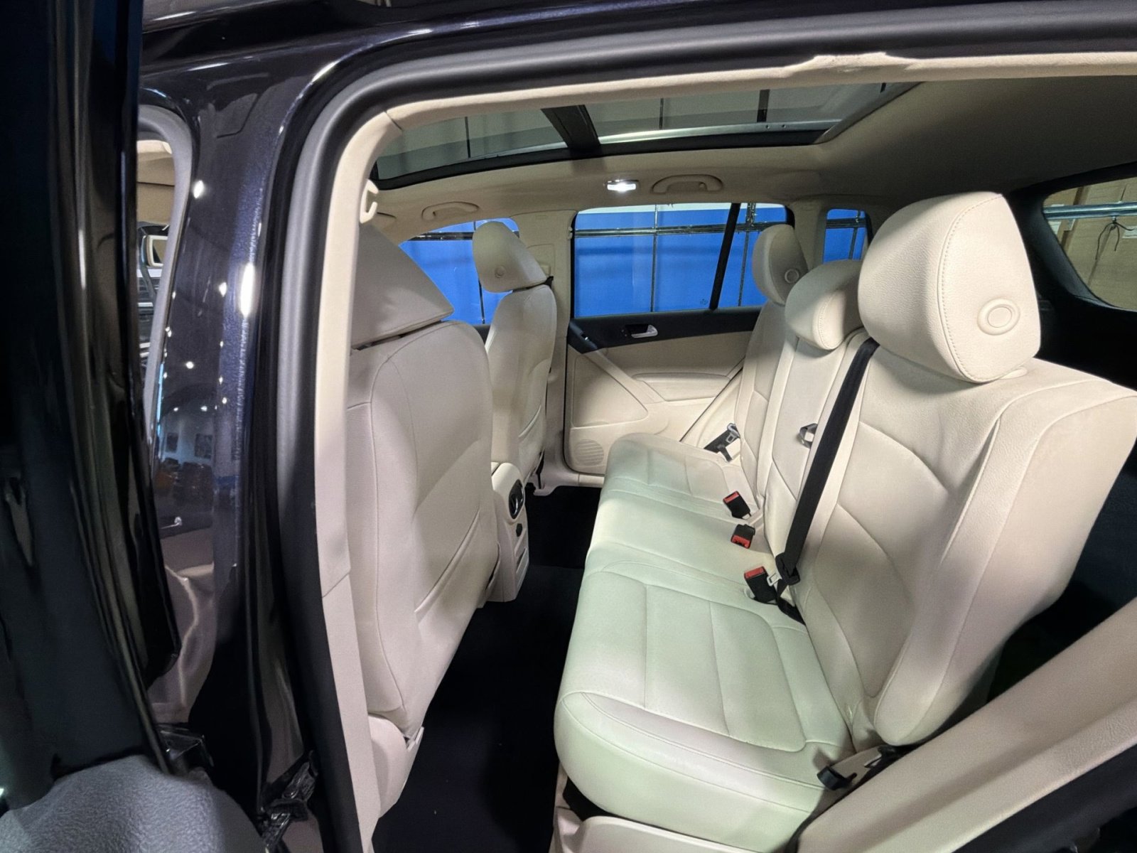 Used 2016 Volkswagen Tiguan SE image 30