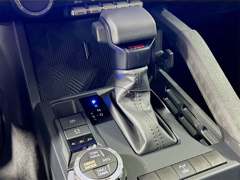 New 2025 Toyota Tacoma TRD Off-Road image 17