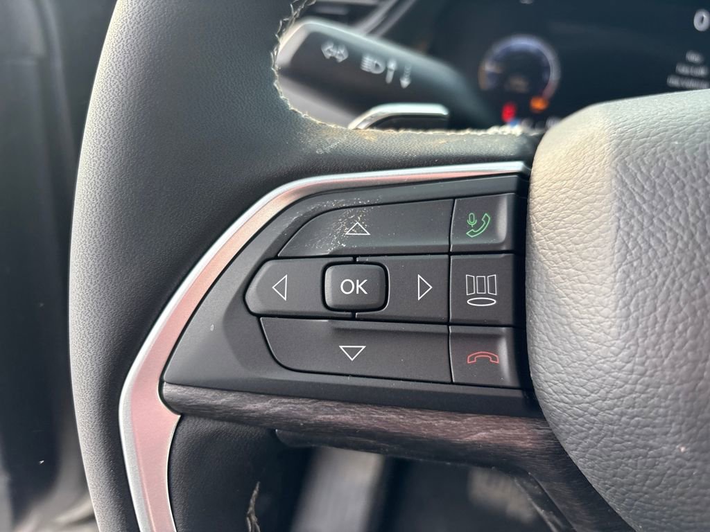 New 2026 Jeep Grand Cherokee Altitude image 19