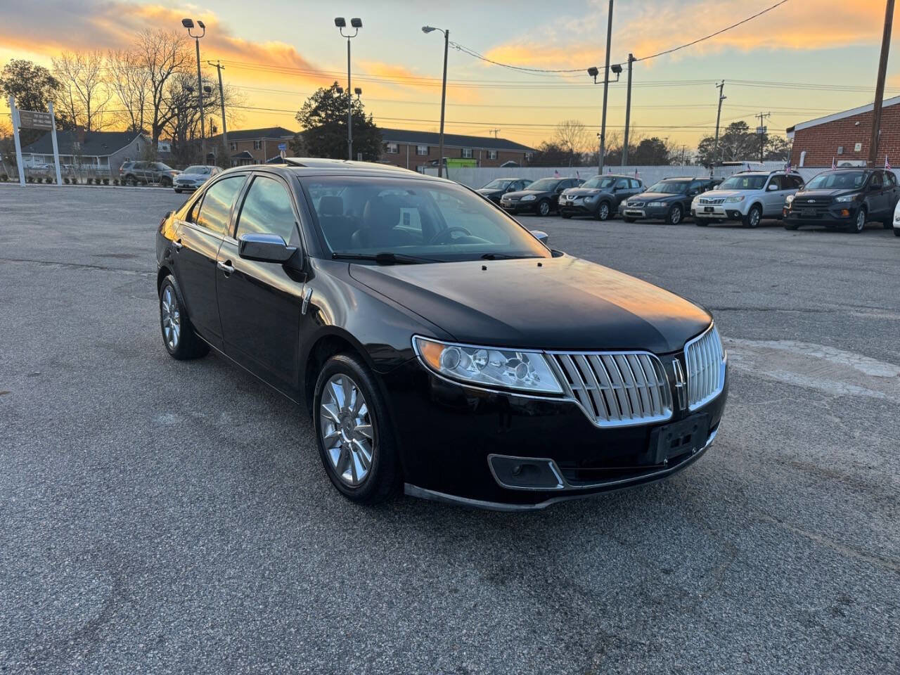 Used 2012 Lincoln MKZ Base AWD 4dr Sedan image 2