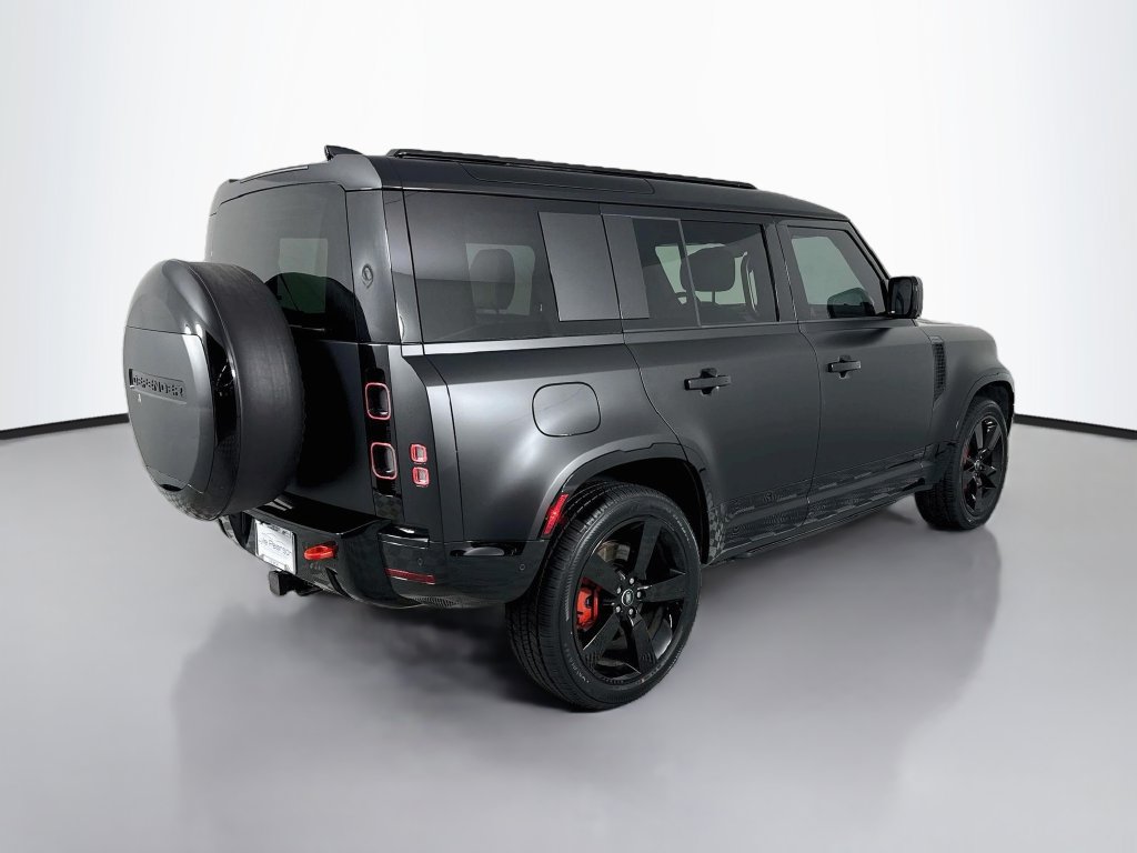 Certified 2025 Land Rover Defender 110 X AWD/4WD image 9